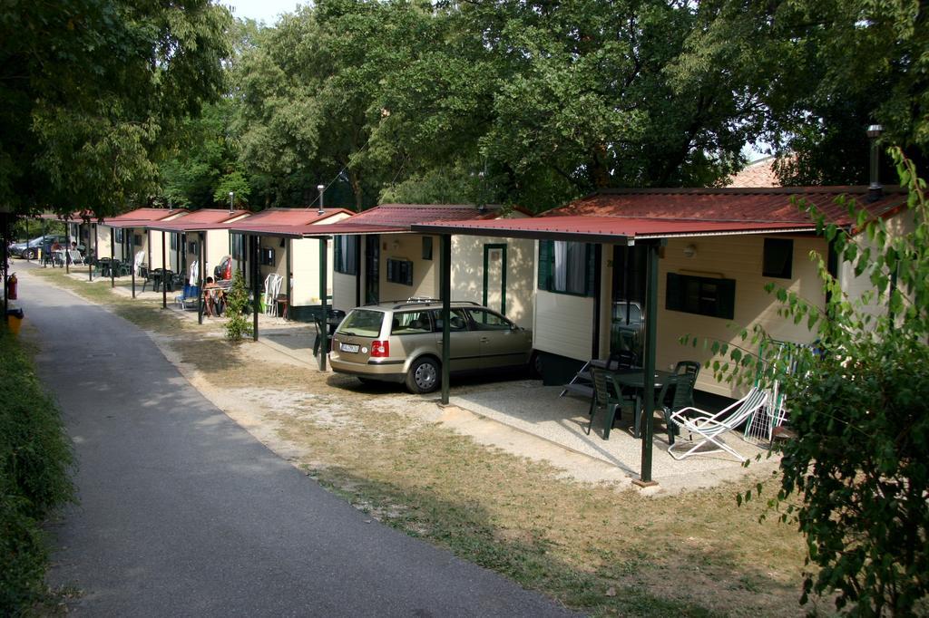 Camping La Rocca Manerba del Garda Extérieur photo